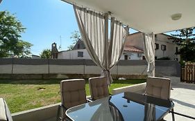 Ema & Marta Apartment